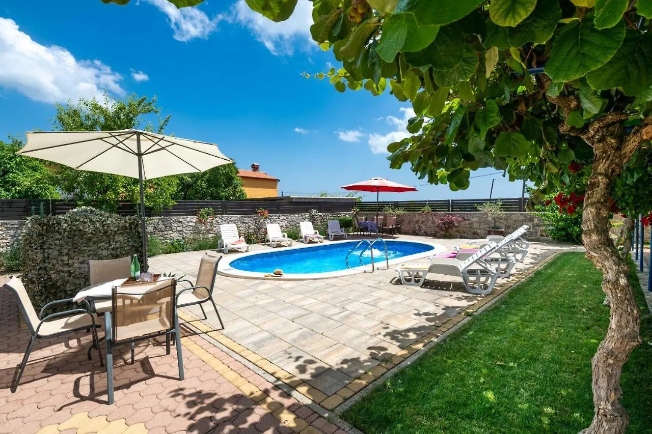Holiday House Andrea Marčana
