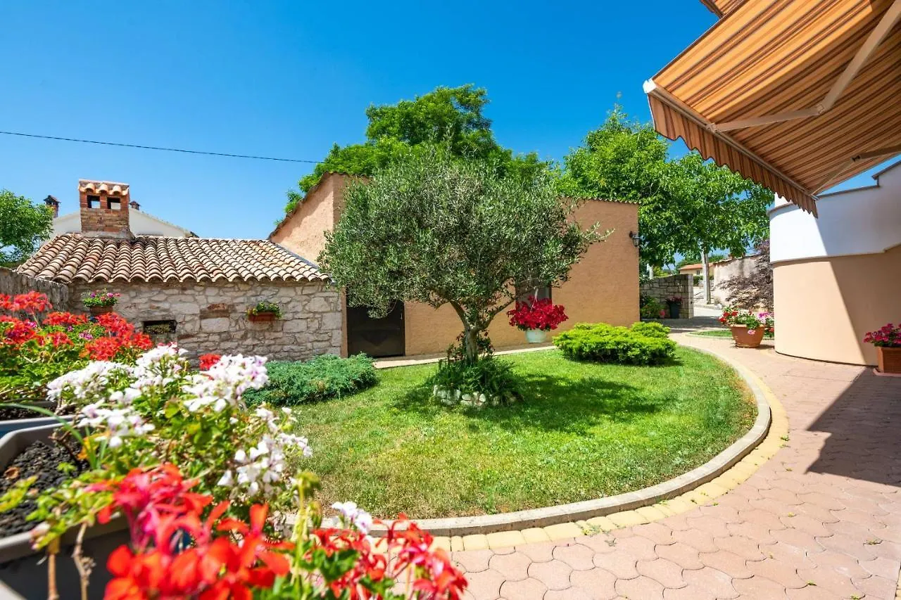 Holiday House Andrea Marcana