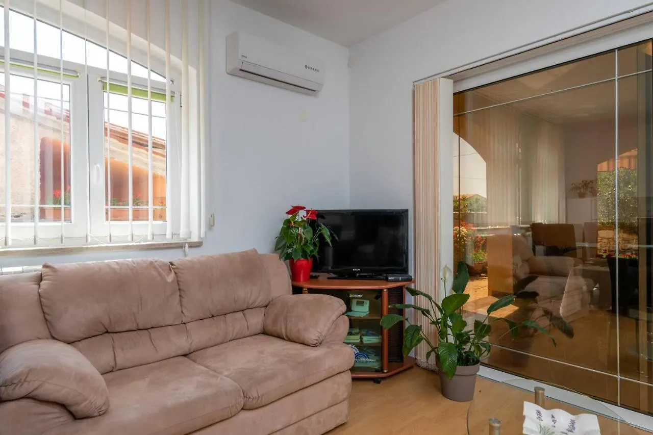 Holiday House Andrea Marcana Croatia